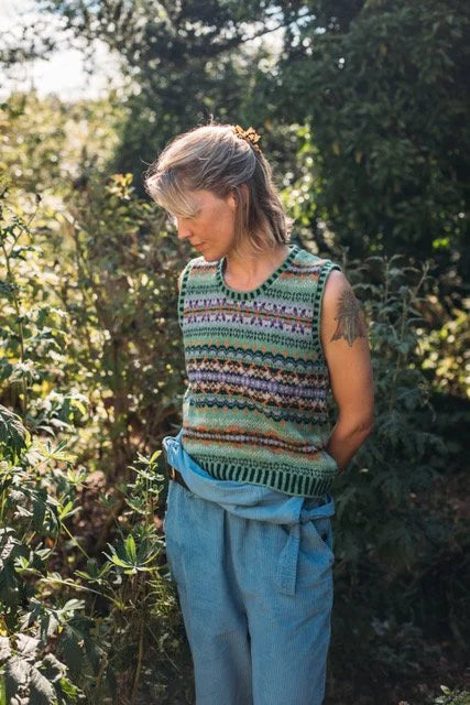 ERIBÉ Westray Vest in Meadow