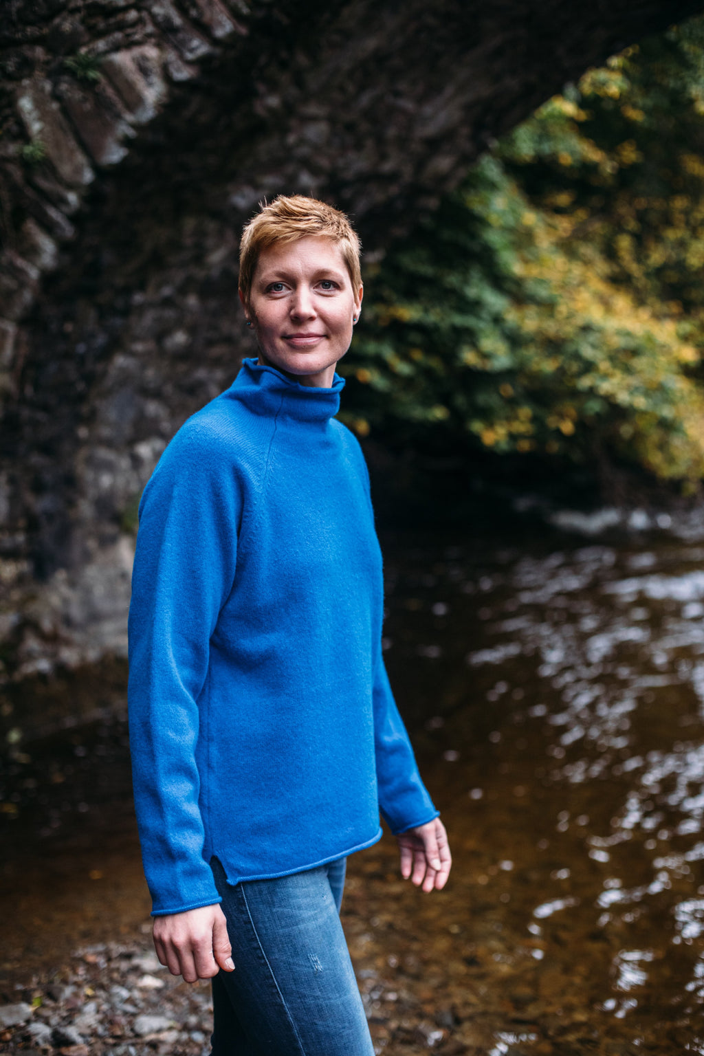 ERIBÉ Corry Raglan Sweater in Speedwell