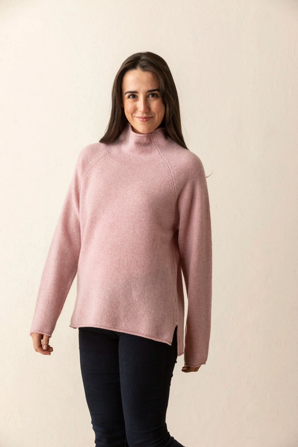 ERIBÉ Corry Raglan Sweater in Pink Haze